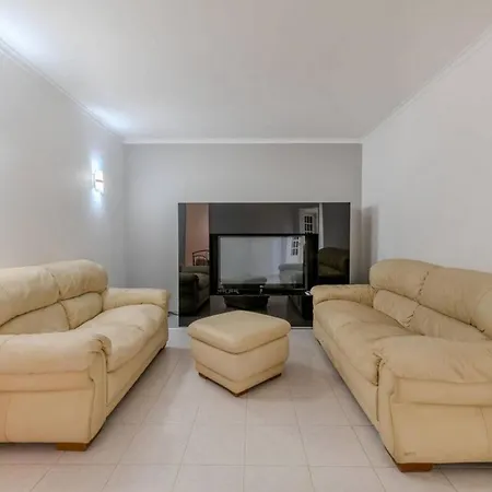 וילה 12 Pax Villa Close To Beach@ Armação de Pêra