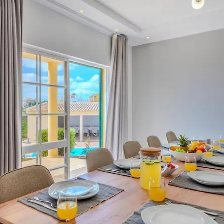 וילה 12 Pax Villa Close To Beach@ Armação de Pêra