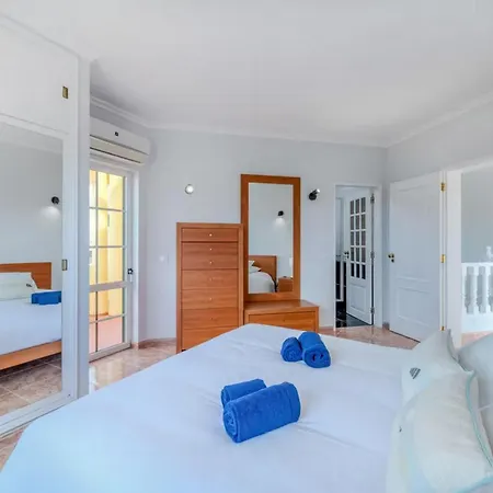 וילה 12 Pax Villa Close To Beach@ Armação de Pêra